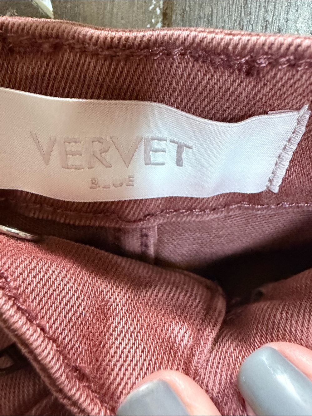 Nwt High-Rise Cropped Distressed Jeans in Dusty Rose - Picture 5 of 7